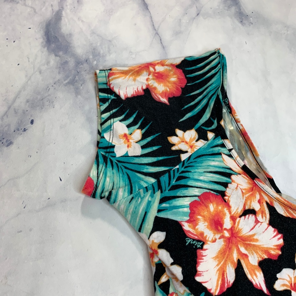 PINK Victoria's Secret Floral Cross Back Dress - Picture 8 of 8